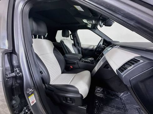 Used 2021 Land Rover Discovery S R-Dynamic AWD/4WD image 30