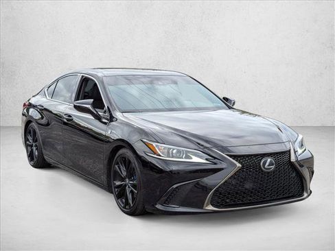 Used 2022 Lexus ES 350 F Sport image 3