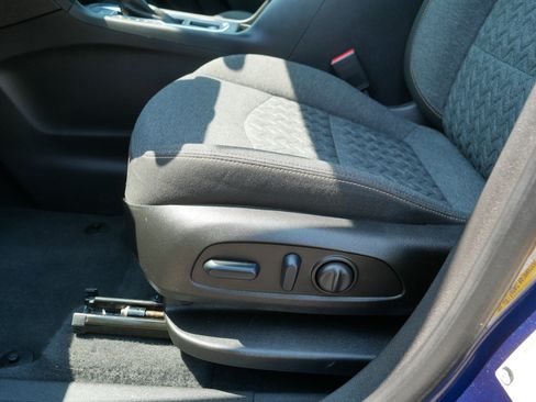 Used 2022 Chevrolet Equinox LT AWD/4WD image 20