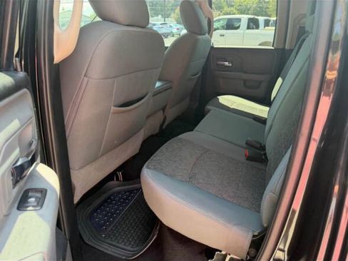 Used 2018 RAM 1500 Big Horn AWD/4WD image 11