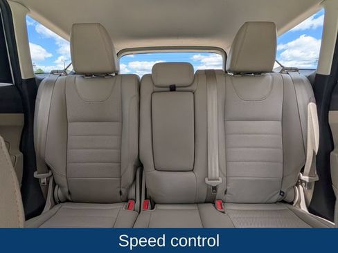 Used 2016 Ford Escape SE w/ SE Chrome Package FWD image 24
