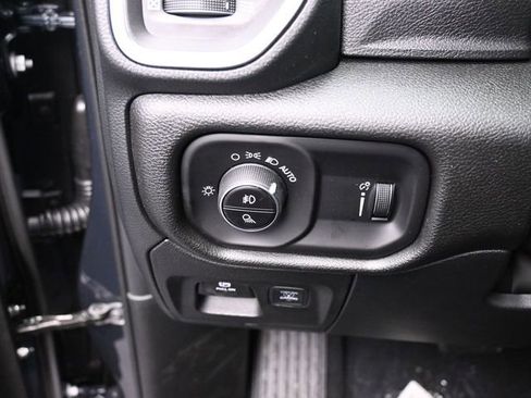 New 2026 RAM 1500 Express image 13