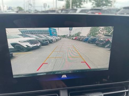 Certified 2025 Chevrolet Trax LT w/ LT Convenience Package FWD image 12