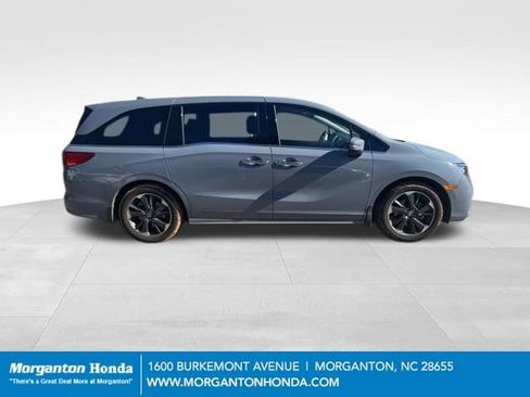 Used 2023 Honda Odyssey Elite image 10