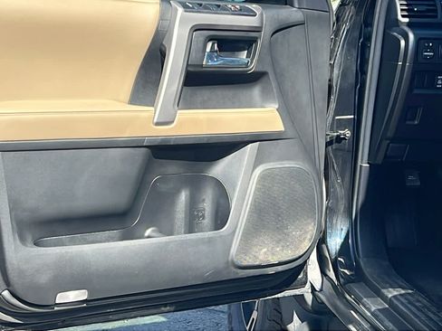 Used 2023 Toyota 4Runner SR5 Premium w/ Moonroof Package AWD/4WD image 23