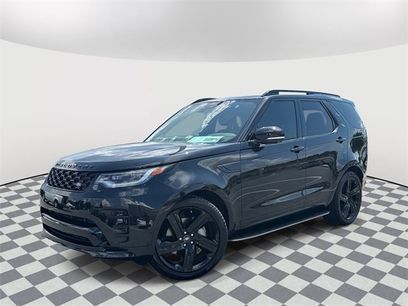 New 2024 Land Rover Discovery Dynamic SE