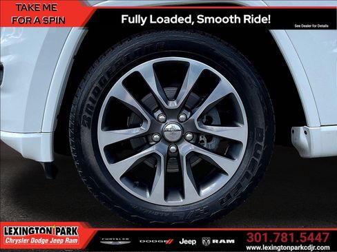 Used 2017 Jeep Grand Cherokee Overland AWD/4WD image 34