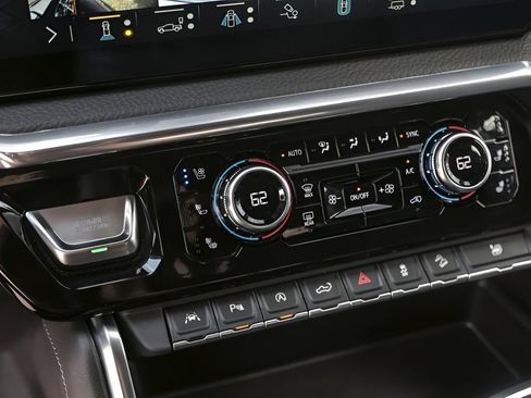 Used 2023 GMC Sierra 1500 Denali AWD/4WD image 20