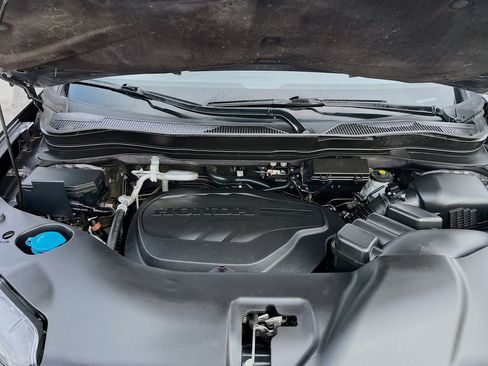 Used 2021 Honda Pilot Touring image 34