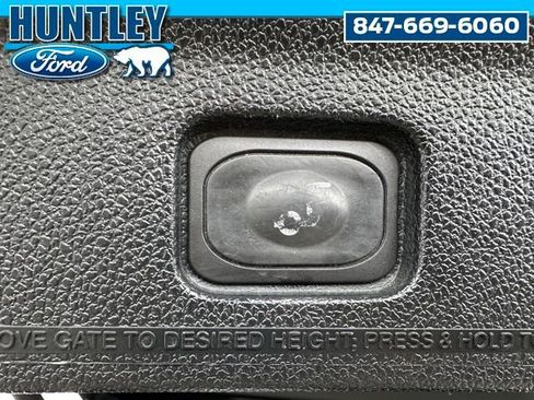 Used 2017 Ford Explorer Sport image 17