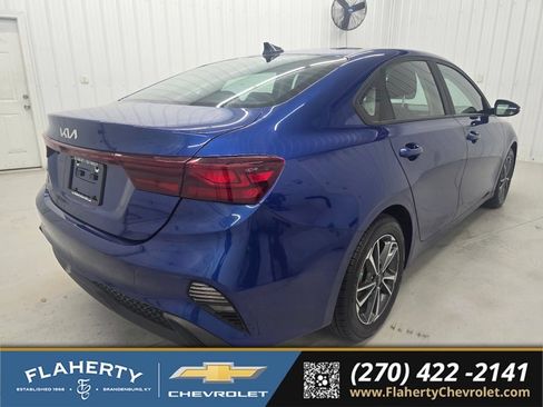 Used 2024 Kia Forte LXS w/ LXS Technology Package FWD image 3