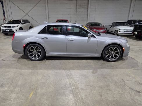 Used 2018 Chrysler 300 S w/ Safetytec Plus Group RWD image 15