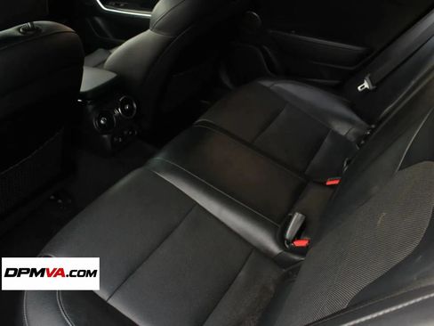 Used 2018 Kia Stinger Premium RWD image 17