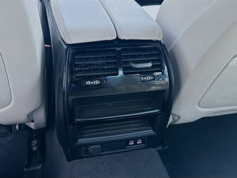 Used 2021 BMW 530i w/ Premium Package RWD image 23