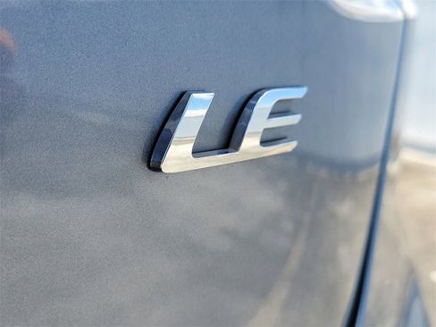 Certified 2022 Toyota Corolla LE image 8