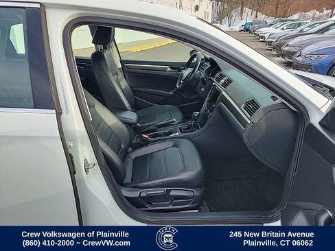 Used 2016 Volkswagen Passat 1.8T SE image 16