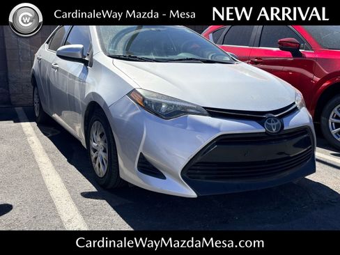 Used 2019 Toyota Corolla LE image 1
