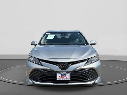 Used 2019 Toyota Camry LE w/ Carpet Mat Package image 3