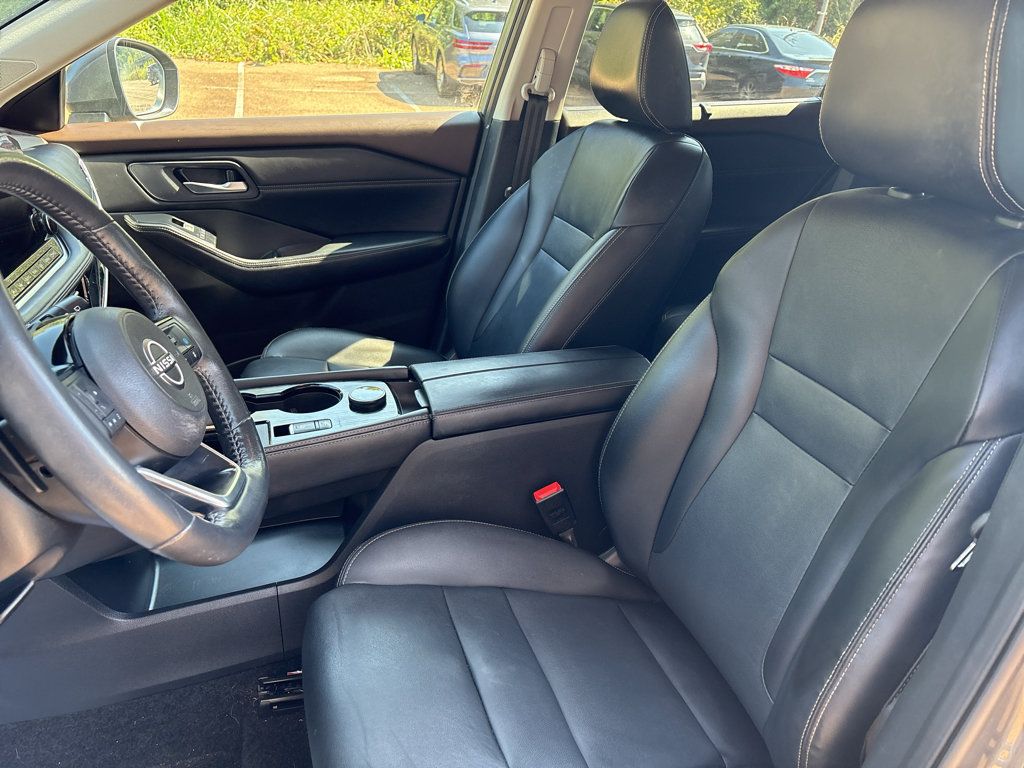 Used 2023 Nissan Rogue SL w/ SL Premium Package AWD/4WD image 3