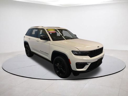 Certified 2023 Jeep Grand Cherokee Limited w/ Black Appearance Package AWD/4WD image 1