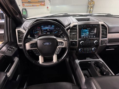 Used 2018 Ford F350 Platinum w/ Platinum Ultimate Package AWD/4WD image 24