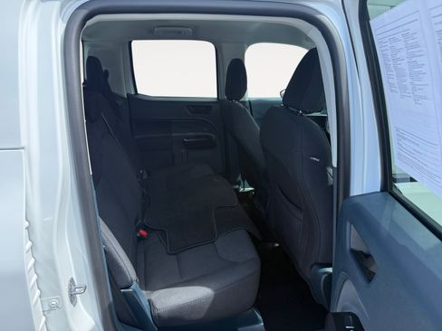 Certified 2025 Ford Maverick XL w/ Equipment Group 102A AWD/4WD image 18