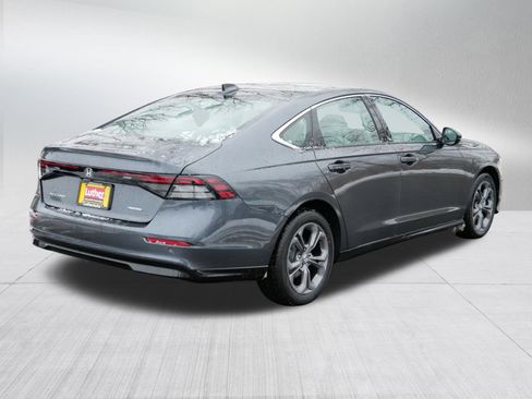 Certified 2025 Honda Accord EX-L image 7