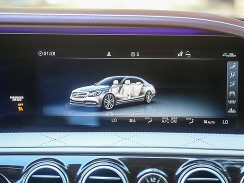 Used 2020 Mercedes-Benz Maybach S 560 4MATIC image 12