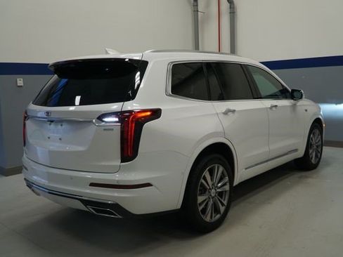 Certified 2024 Cadillac XT6 Premium Luxury w/ Technology Package AWD/4WD image 5