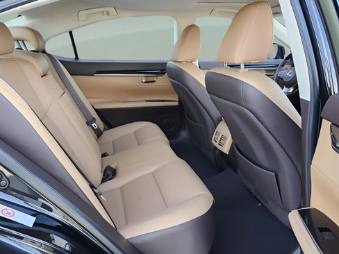 Used 2018 Lexus ES 350 image 15