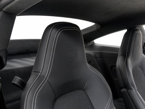 Used 2024 Porsche 911 GT3 image 40