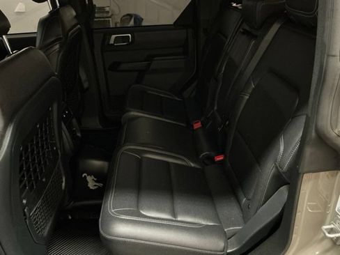 Used 2025 Ford Bronco Big Bend w/ Black Diamond Package AWD/4WD image 13