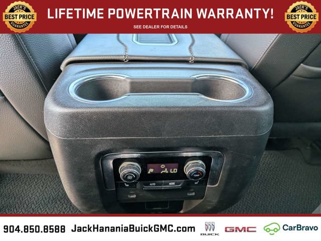 Used 2022 GMC Yukon Denali w/ Denali Premium Package RWD image 16