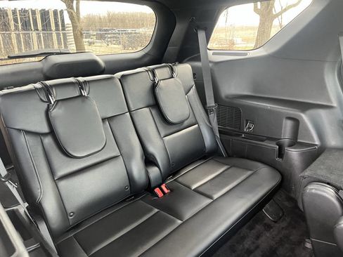 Used 2020 Ford Explorer ST w/ Premium Technology Package image 31