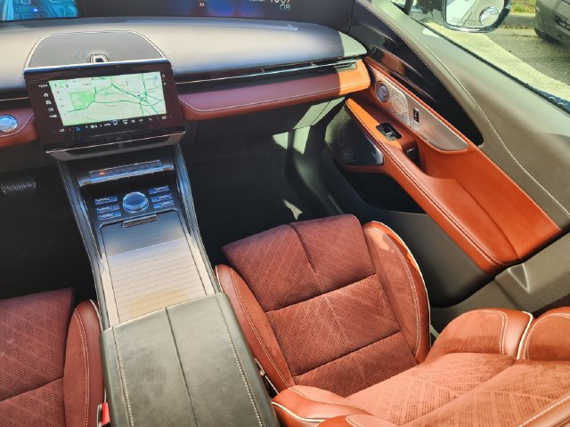 Certified 2024 Lincoln Nautilus Black Label AWD/4WD image 14