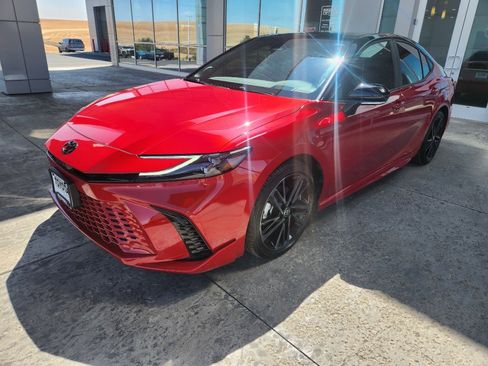 Used 2025 Toyota Camry XSE w/ Premium Package AWD/4WD image 3