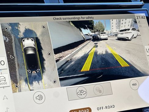 New 2026 Land Rover Range Rover Velar Dynamic SE image 20