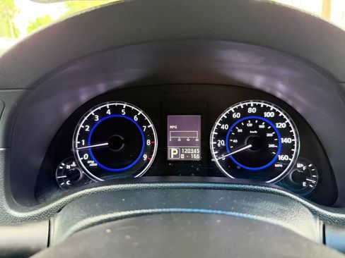 Used 2011 INFINITI G37 x Coupe w/ Premium Pkg AWD/4WD image 38