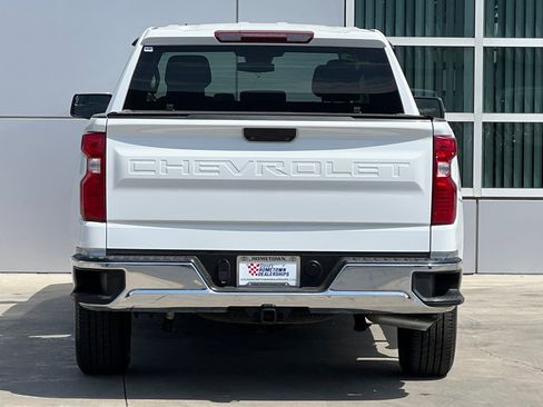 Used 2023 Chevrolet Silverado 1500 LT AWD/4WD image 5