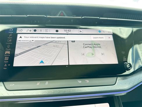 Used 2025 Jeep Wagoneer S Limited image 16