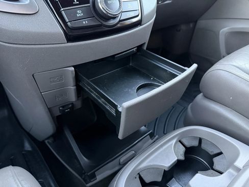 Used 2017 Honda Odyssey EX-L image 30