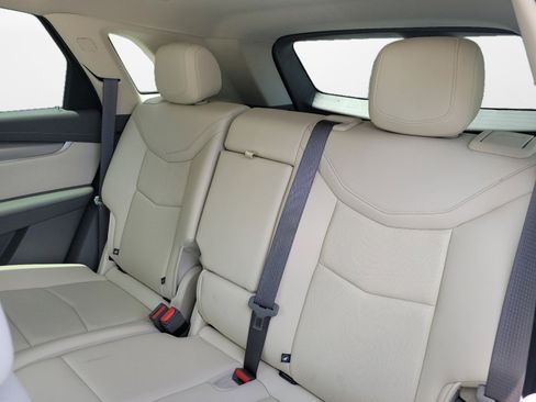 Used 2021 Cadillac XT5 Premium Luxury FWD image 15