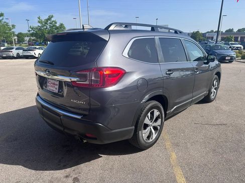 Used 2023 Subaru Ascent Premium w/ Convenience Package AWD/4WD image 5