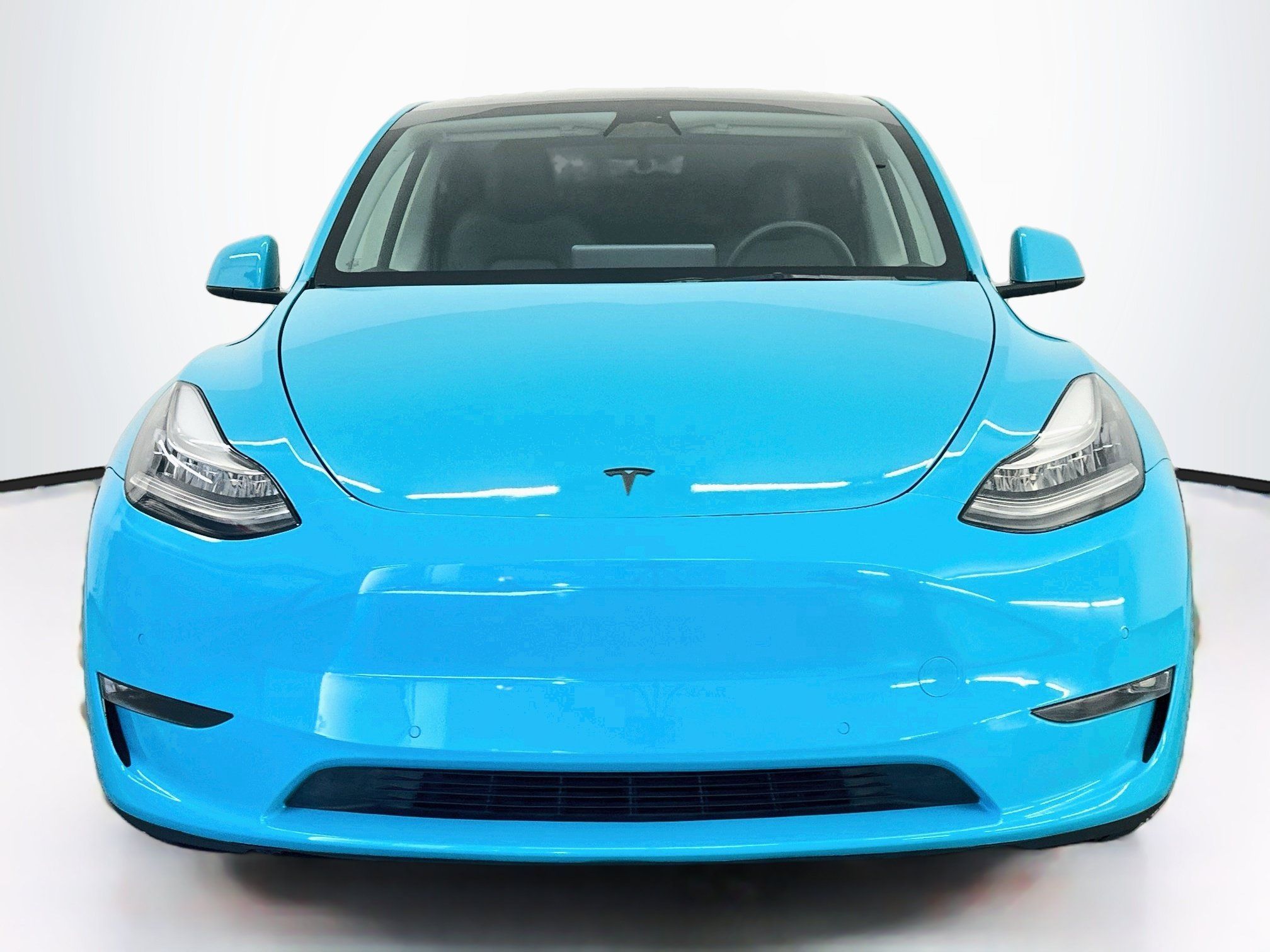 Used 2022 Tesla Model Y Long Range AWD/4WD image 2