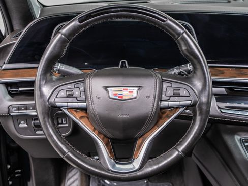 Used 2023 Cadillac Escalade ESV Premium Luxury Platinum AWD/4WD image 15