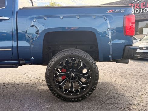 Used 2017 Chevrolet Silverado 1500 LTZ Z71 w/ LTZ Plus Package AWD/4WD image 19