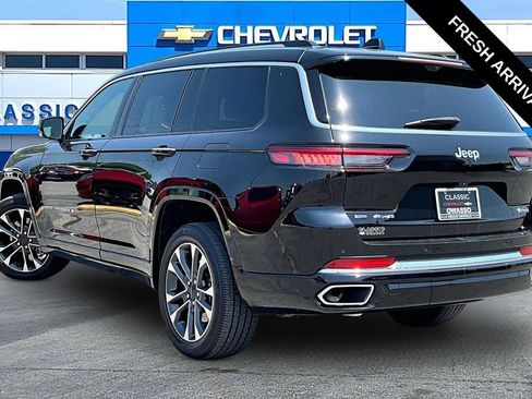 Used 2021 Jeep Grand Cherokee L Overland w/ Luxury Tech Group IV AWD/4WD image 3