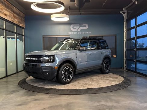 Used 2025 Ford Bronco Sport Outer Banks AWD/4WD image 7
