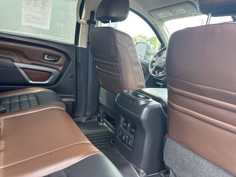 Used 2017 Nissan Titan Platinum Reserve AWD/4WD image 24