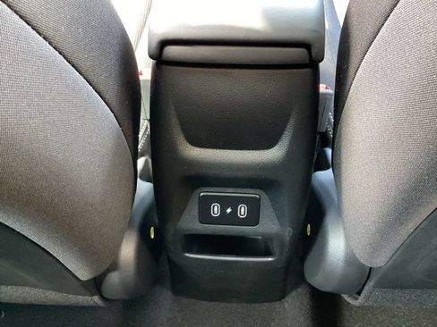 New 2026 Hyundai Venue SEL FWD image 15